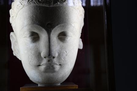 CCCC4951 Buddha head 1 Taxila Museum lo res